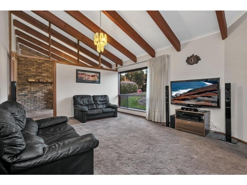 33 Vaucluse Drive, Happy Valley SA 5159