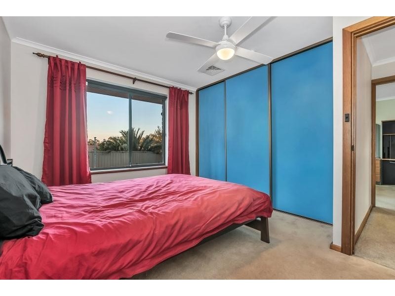 33 Vaucluse Drive, Happy Valley SA 5159