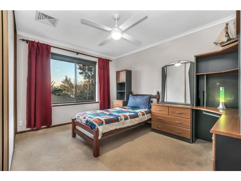 33 Vaucluse Drive, Happy Valley SA 5159