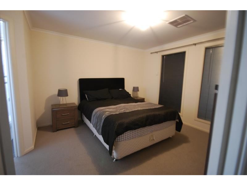 25 Glenburnie Street, Seaton SA 5023