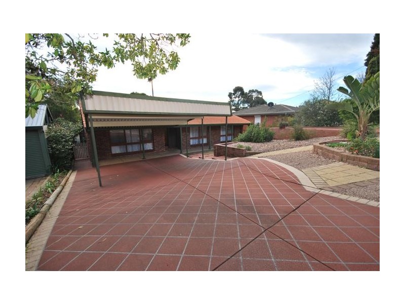 40 Minnamurra Drive, Redwood Park SA 5097