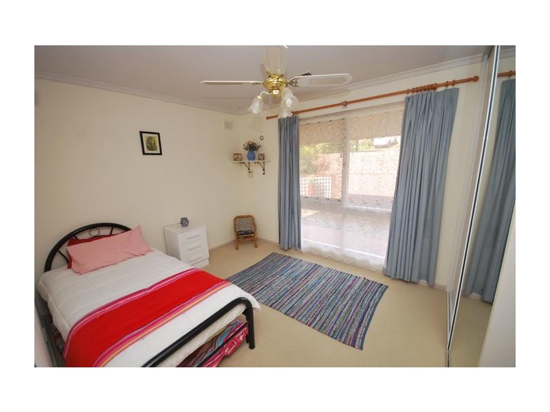 40 Minnamurra Drive, Redwood Park SA 5097