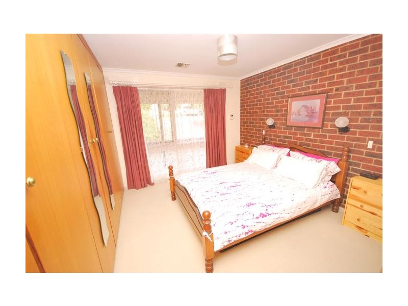 40 Minnamurra Drive, Redwood Park SA 5097