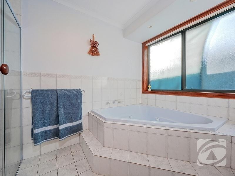 21 Taworri Road, Fairview Park SA 5126