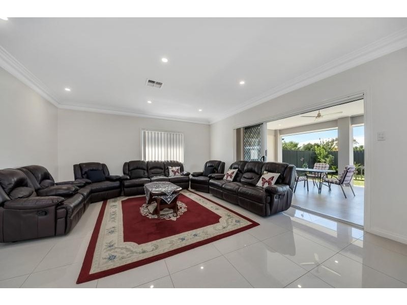 15 Naretha Street, Holden Hill SA 5088