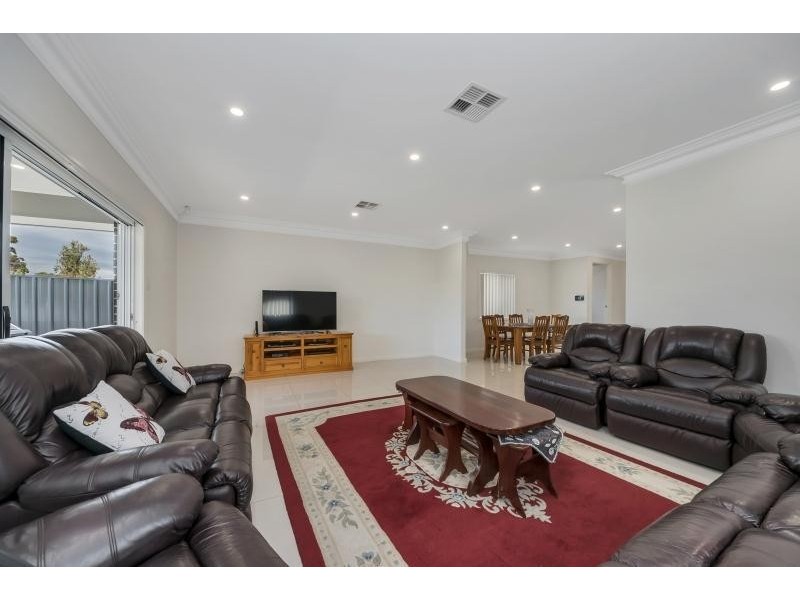 15 Naretha Street, Holden Hill SA 5088