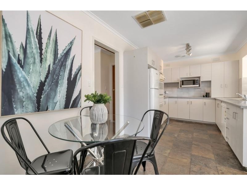 8 Mistletoe Terrace, Tea Tree Gully SA 5091