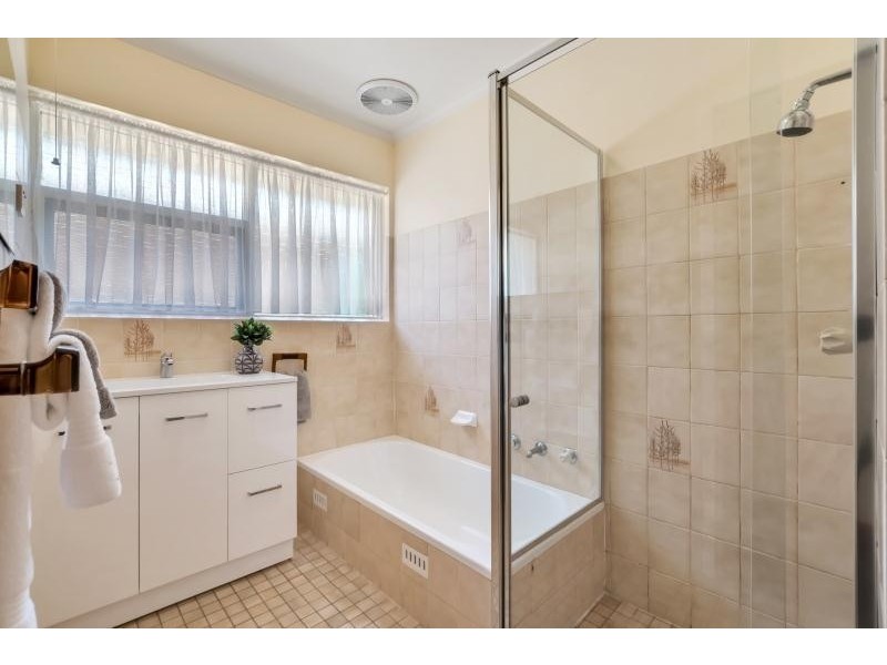 8 Mistletoe Terrace, Tea Tree Gully SA 5091