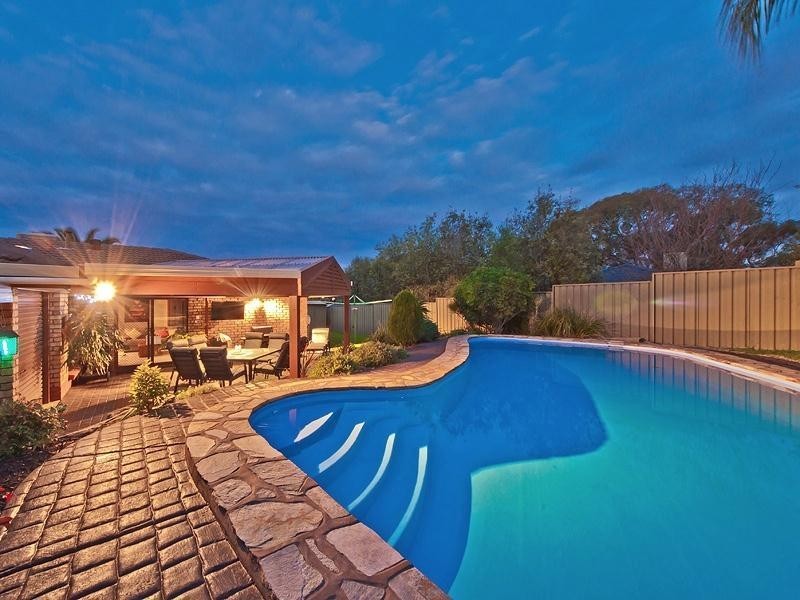 11 Mary Jane Court, Modbury Heights SA 5092