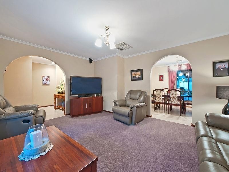 11 Mary Jane Court, Modbury Heights SA 5092