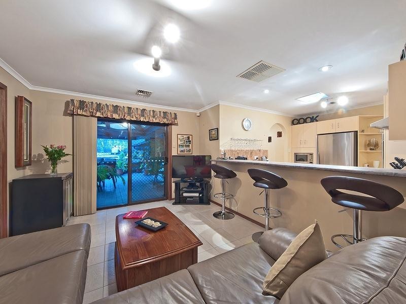 11 Mary Jane Court, Modbury Heights SA 5092