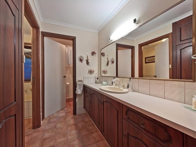 11 Mary Jane Court, Modbury Heights SA 5092