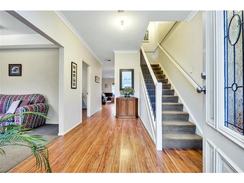 7 Nicola Court, Paradise SA 5075