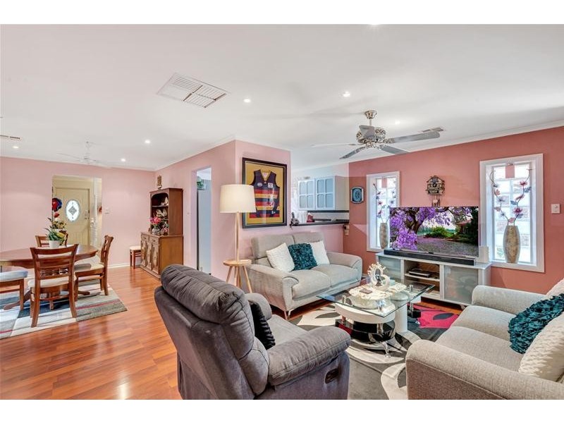 8 Howell Place, Wynn Vale SA 5127