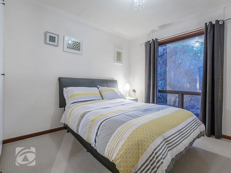 26 Eaglehawk Road, Modbury Heights SA 5092