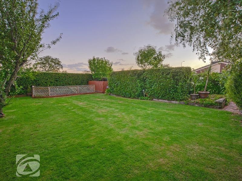 26 Eaglehawk Road, Modbury Heights SA 5092