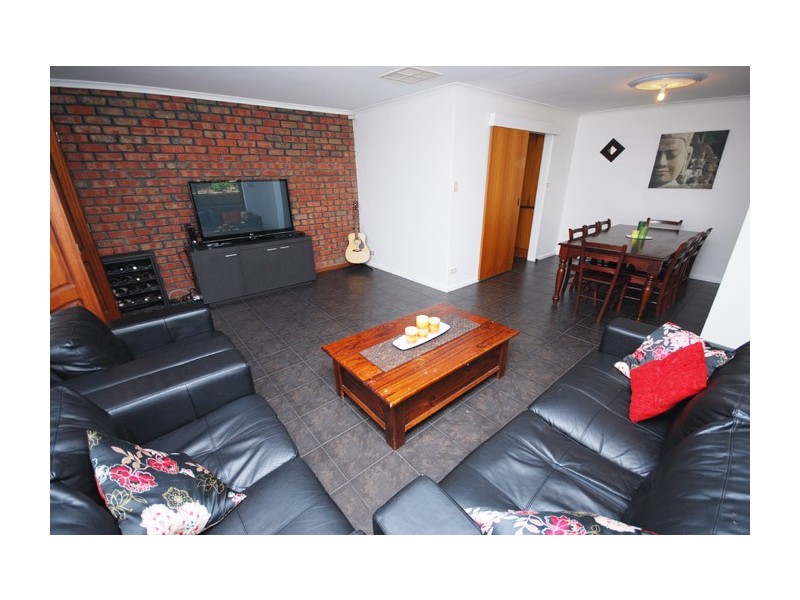 42 Coleman Avenue, Redwood Park SA 5097