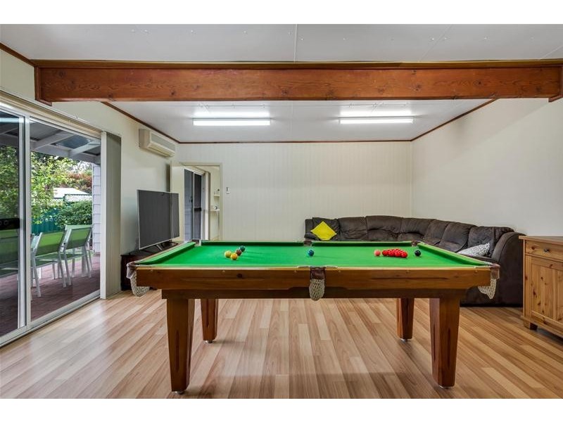 11 Sharon Road, Ridgehaven SA 5097