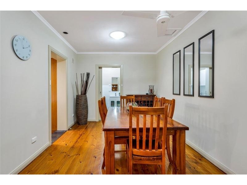 11 Sharon Road, Ridgehaven SA 5097