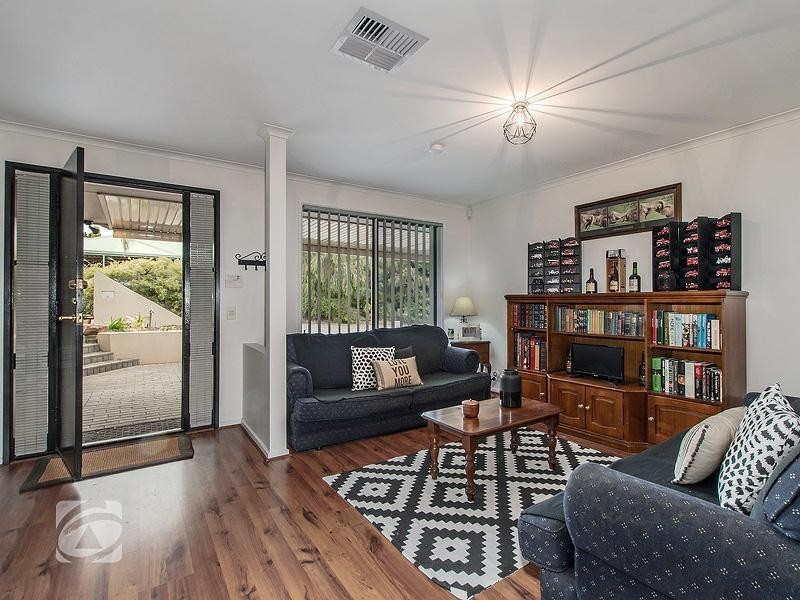 37 Christiana Crescent, Wynn Vale SA 5127