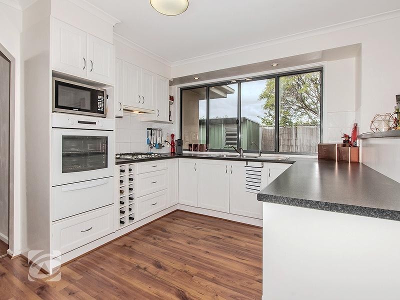 37 Christiana Crescent, Wynn Vale SA 5127