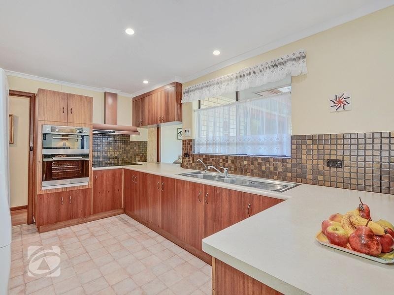 12 Wicks Road, Highbury SA 5089