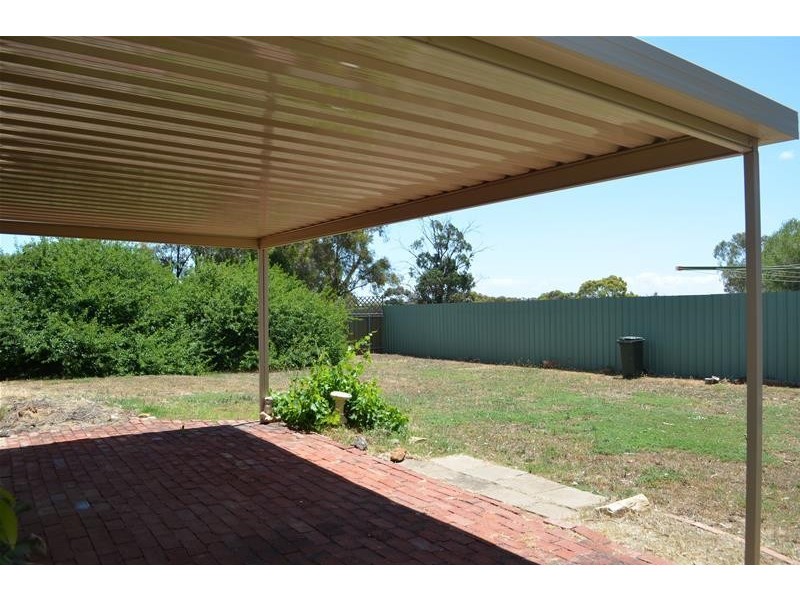 20 Zanoni Crescent, Surrey Downs SA 5126