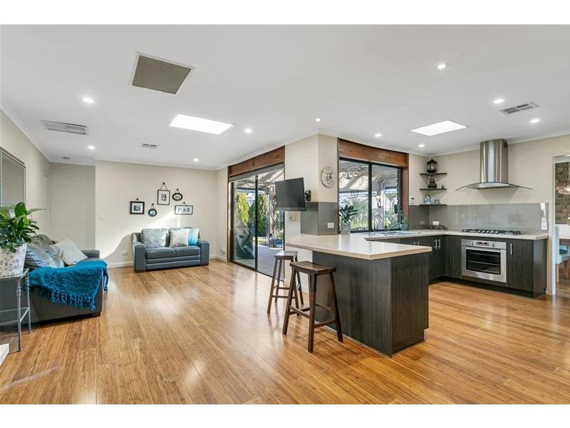 4 Rehn Court, Redwood Park SA 5097