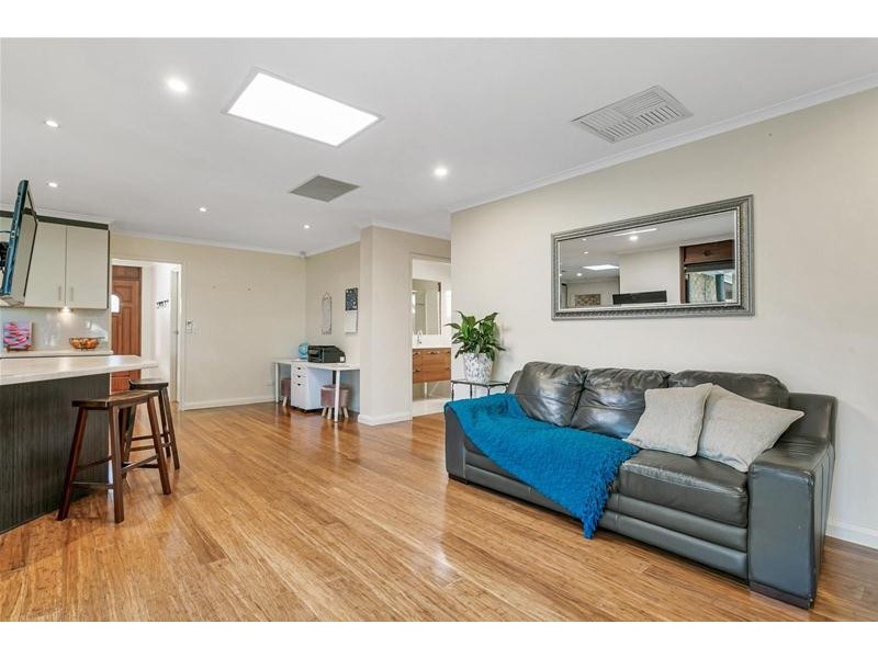 4 Rehn Court, Redwood Park SA 5097