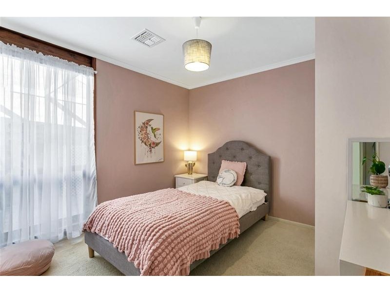 4 Rehn Court, Redwood Park SA 5097