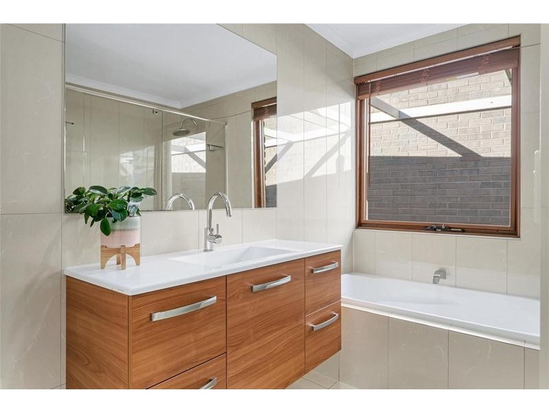 4 Rehn Court, Redwood Park SA 5097