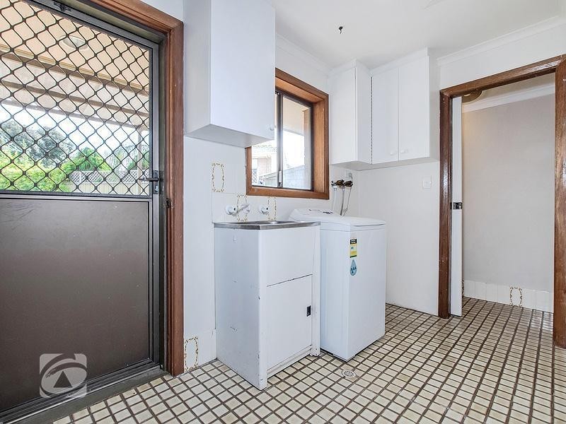 7 Sevres Court, Modbury Heights SA 5092