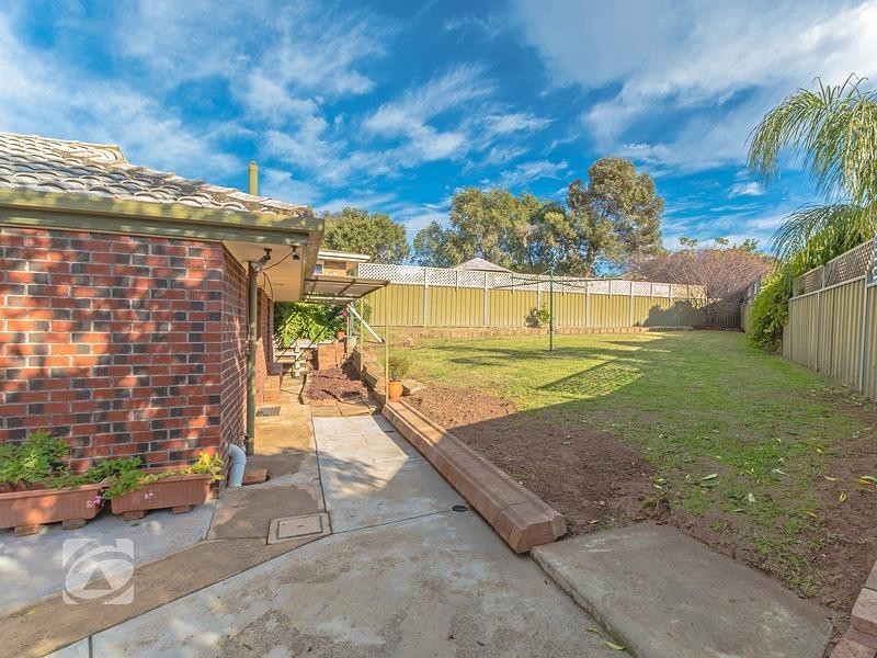 7 Sevres Court, Modbury Heights SA 5092