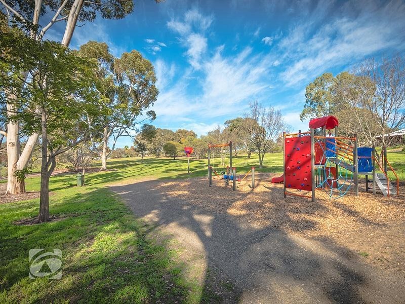 7 Sevres Court, Modbury Heights SA 5092