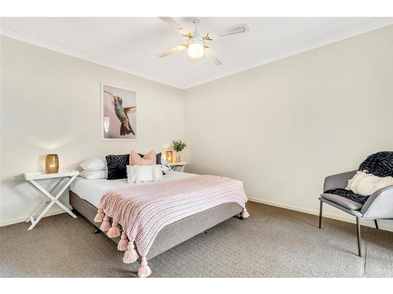 15 Sittella Avenue, Burton SA 5110