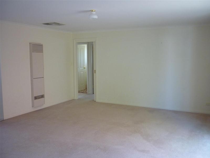 10 Essling Place, Greenwith SA 5125