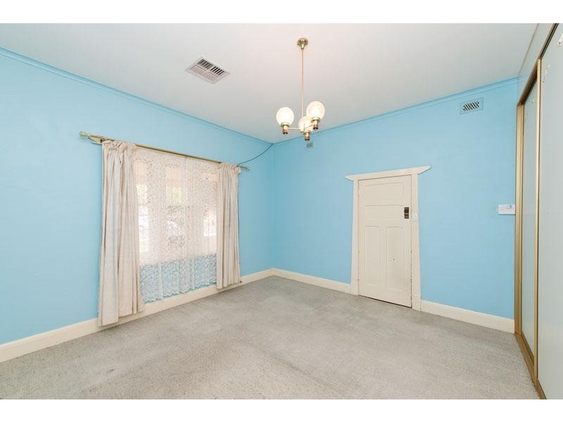 15 Liberton Avenue, Croydon Park SA 5008