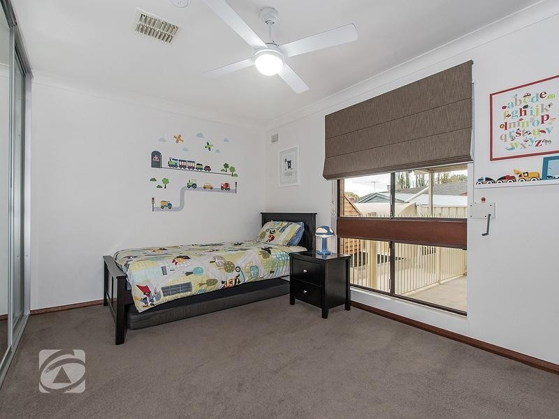 15 Princess Drive, Modbury SA 5092