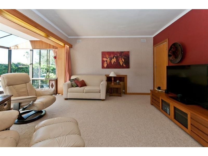 13 Lawrence Avenue, Dernancourt SA 5075