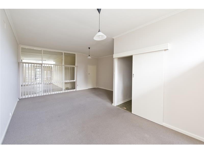 4 Wahroonga Avenue, Valley View SA 5093