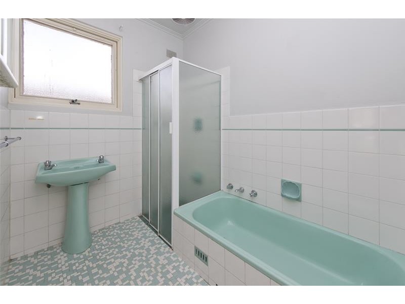 4 Wahroonga Avenue, Valley View SA 5093