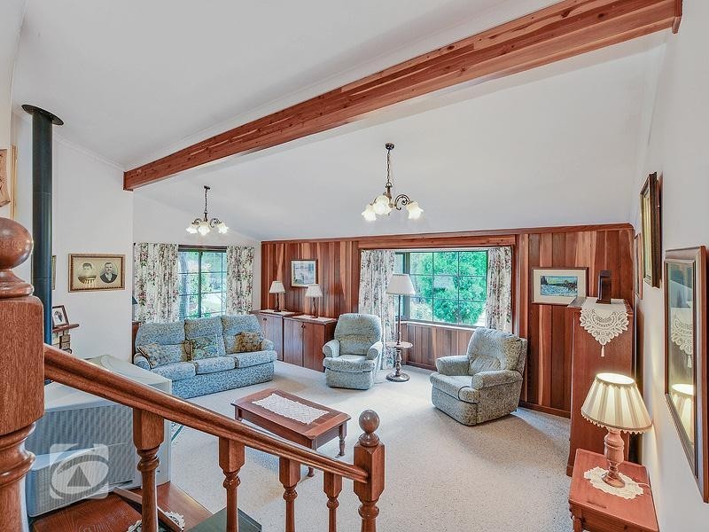 15 Heather Drive, Ridgehaven SA 5097