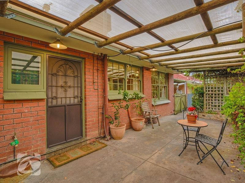 15 Heather Drive, Ridgehaven SA 5097