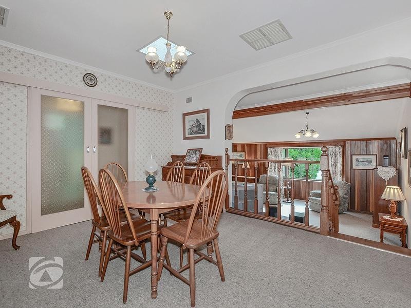 15 Heather Drive, Ridgehaven SA 5097