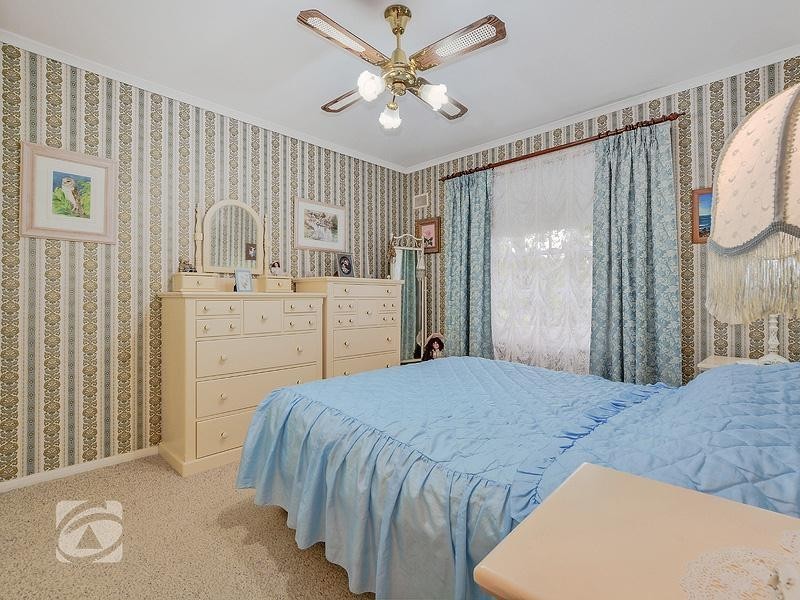 15 Heather Drive, Ridgehaven SA 5097