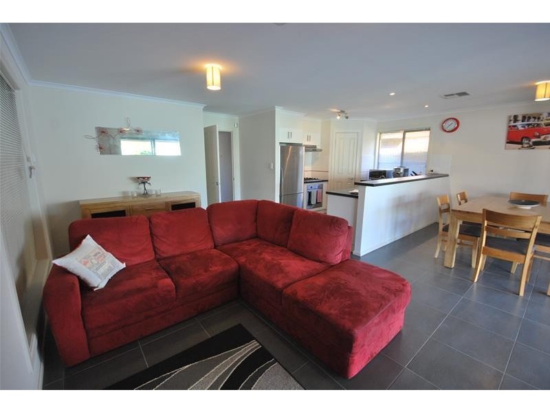 25 Glenburnie Street, Seaton SA 5023