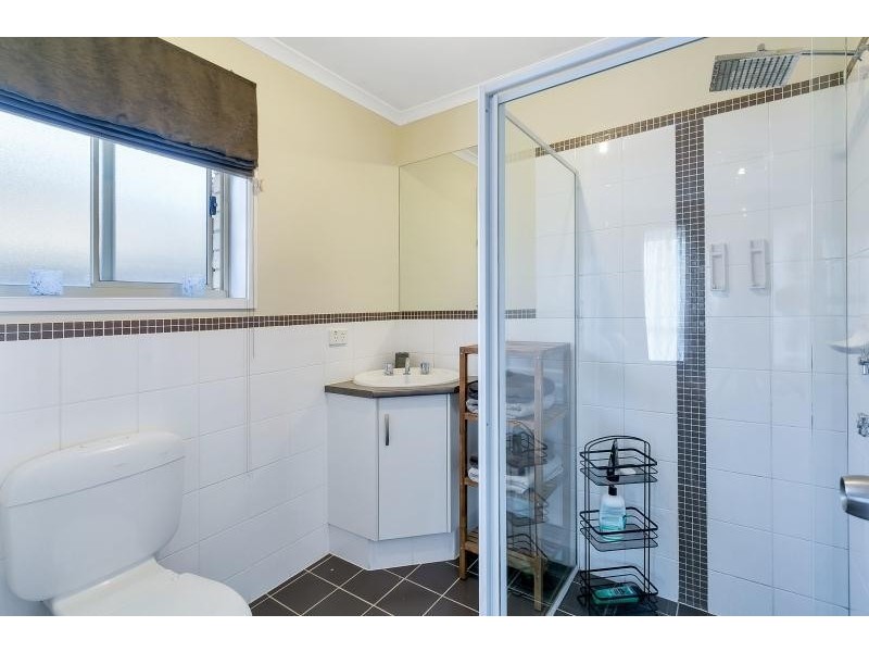 156 President Avenue, Andrews Farm SA 5114