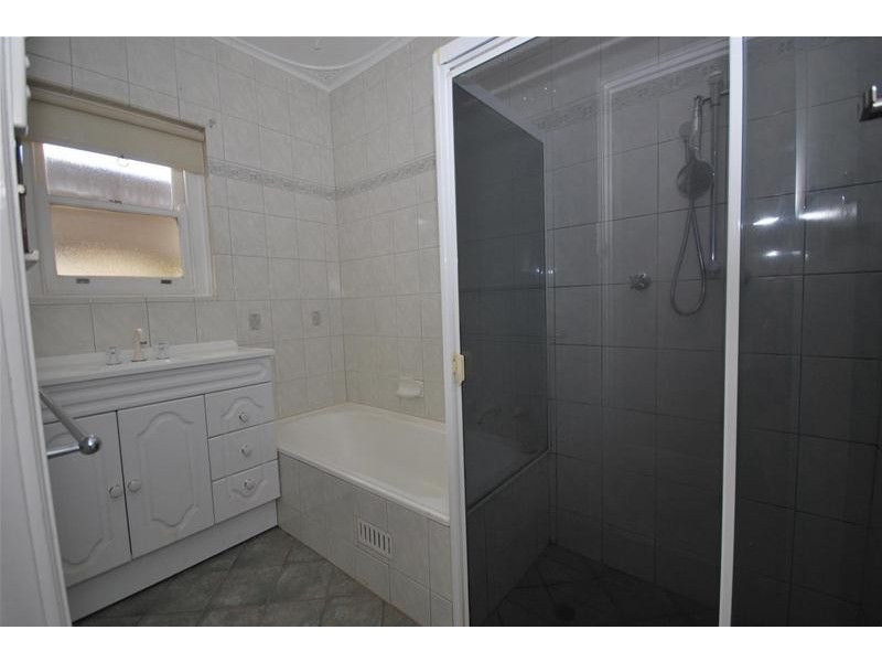 2 Shannon Rise, Banksia Park SA 5091