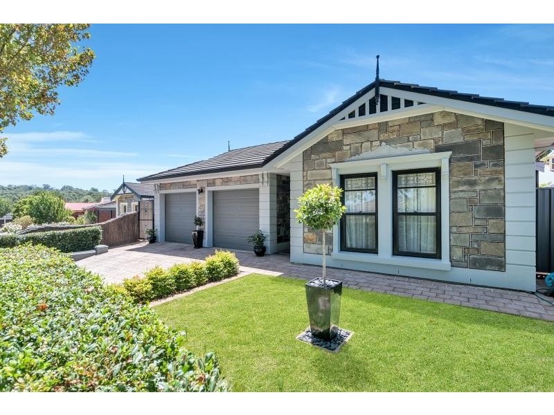 10 Dinham Road, Athelstone SA 5076