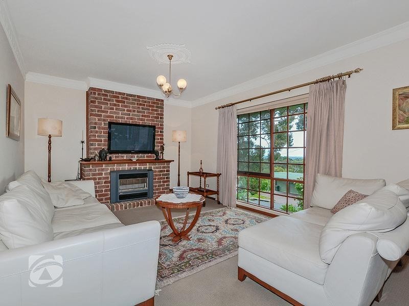 3 Mintanta Drive, Banksia Park SA 5091